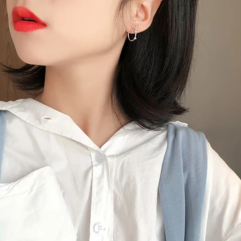 Korejski modni nakit dame mjesečev kamen slatki i romantični mali krug naušnice 2022 temperament hladan vjetar slatka naušnice